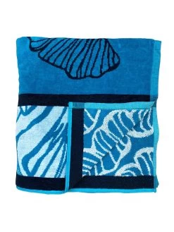 Strandlaken "Bora Bora - Mallorca" Lichtblauw - (L)180 X (B)140 Cm -Home Uitgebreid Winkel le comptoir de la plage strandlaken bora bora mallorca lichtblauw l 180 x b 140 cm 2